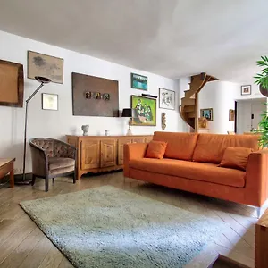 Luxurious 2 Bedrooms Saint Michel Notre Dame Augustins Free Netflix Paris